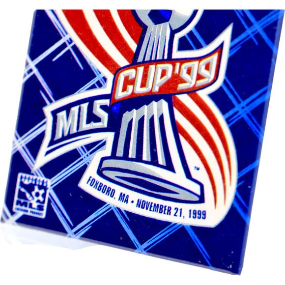 MLS Cup 1999 Vintage Blue Brooch Pin - LA Galaxy vs DC United - Picture 4 of 5